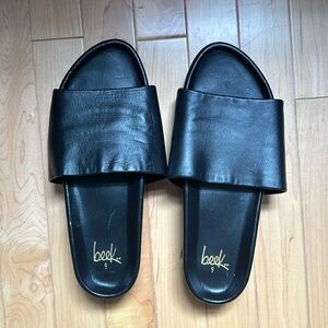 Beek Leather Slides - Size 9